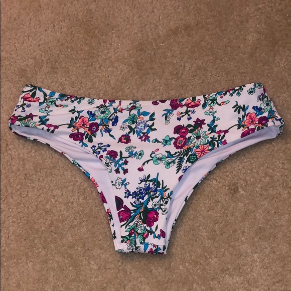 Other - Floral bikini bottoms